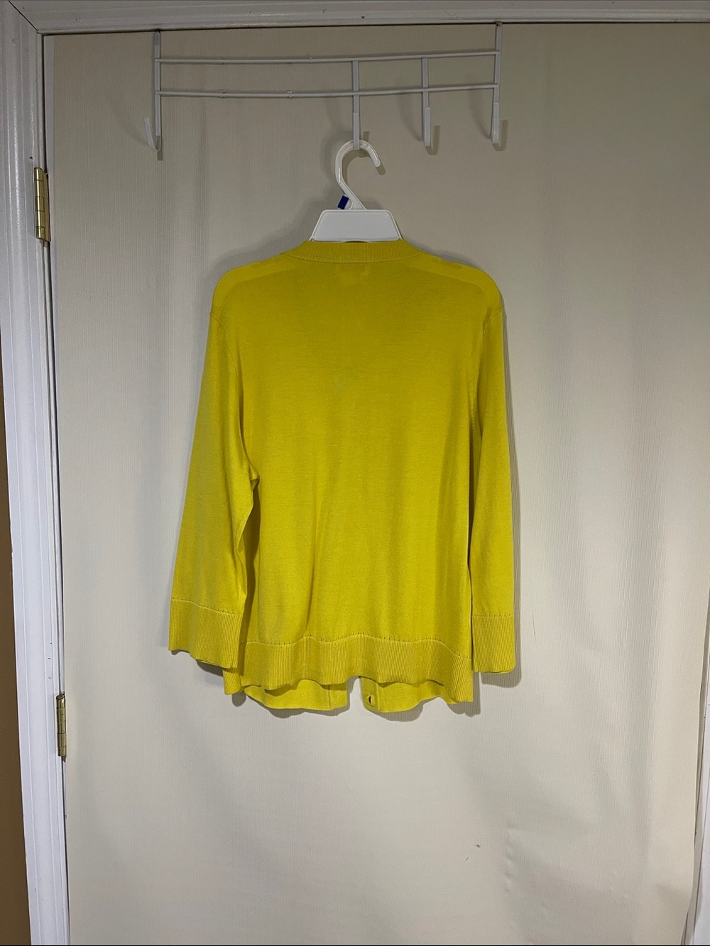 NWOT Kate Spade Beautiful Yellow Embellished V-Neck Button Cardigan SZ Large - Picture 10 of 11